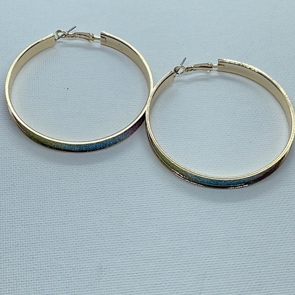 Sparkle Colorful Oversized Hoop Earrings - Picture 5 of 15